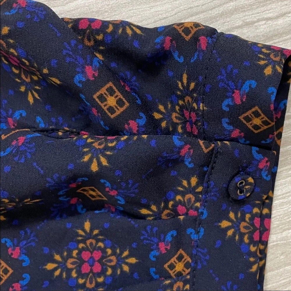 NWOT Skies Are Blue Silky Print Blouse Roll Sleeve Women S - Picture 8 of 10